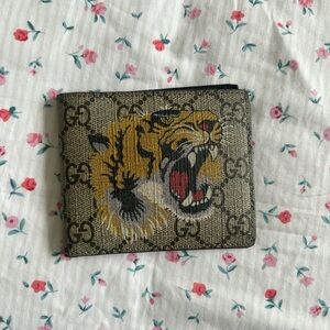 Gucci Roaring Tiger Canvas Wallet